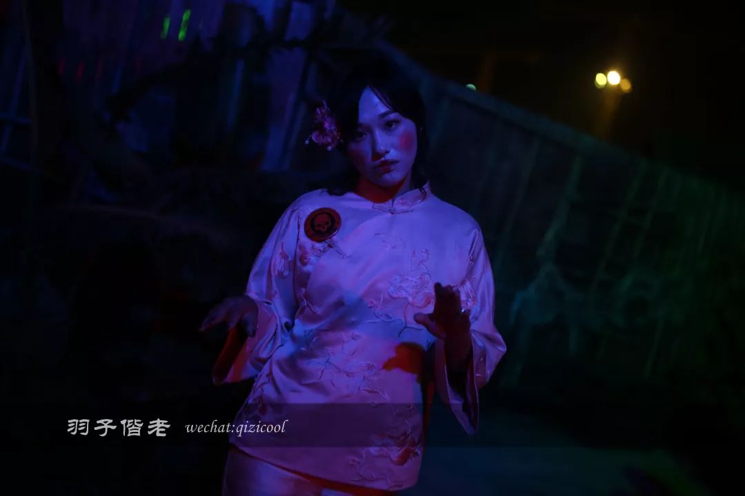 全新的故事主题模式，万圣节你敢去挑战吗