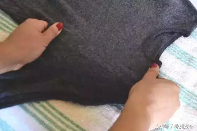 小编的羊毛衣老爱掉毛？妈妈洗衣粉里加一点东西，再也不怕掉毛了～