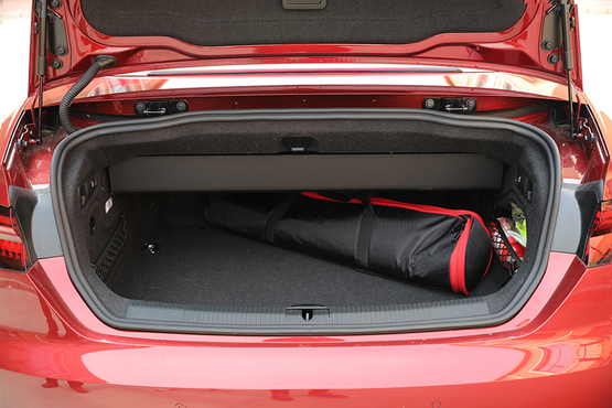 奥迪a52022款敞篷落地价格,奥迪a5敞篷和奔驰e级敞篷对比