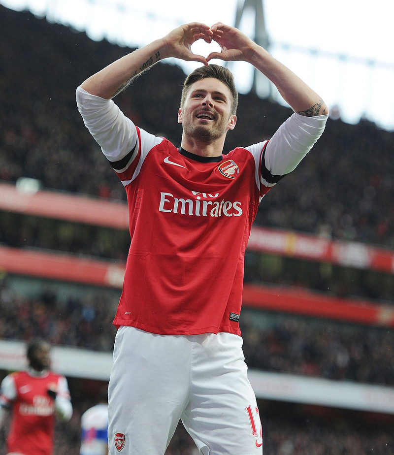 关于足球的手机壁纸,适合手机足球动态壁纸