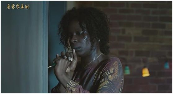 百合、囚禁、不伦之恋，这部狼人片不止这些