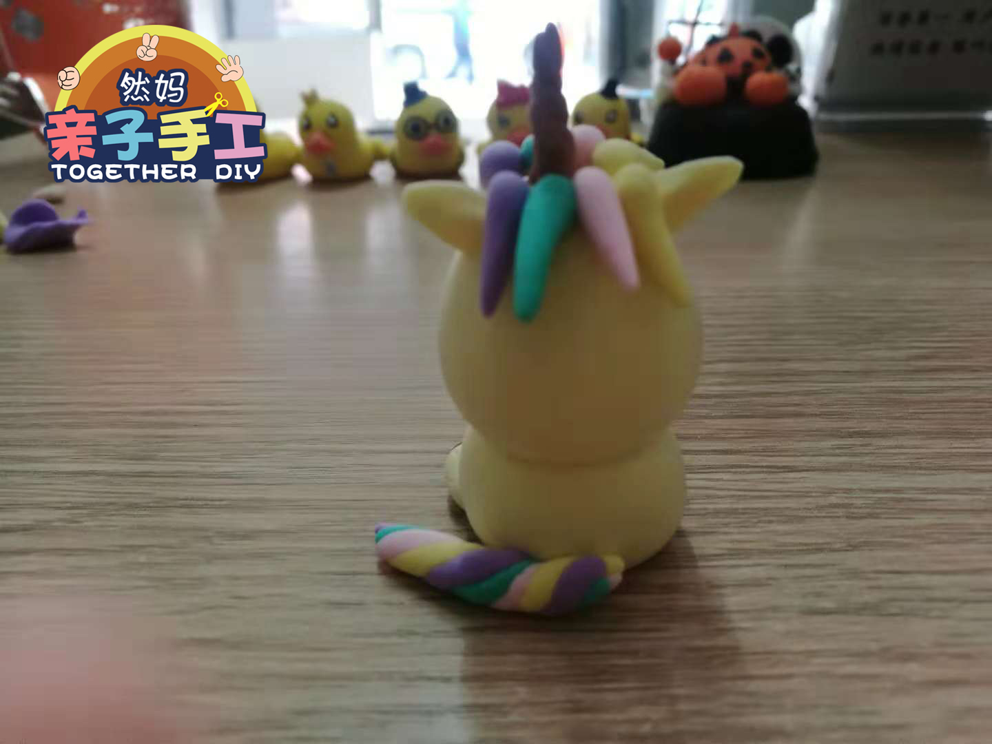 阳光彩虹小白马创作过程,黏土彩虹独角兽