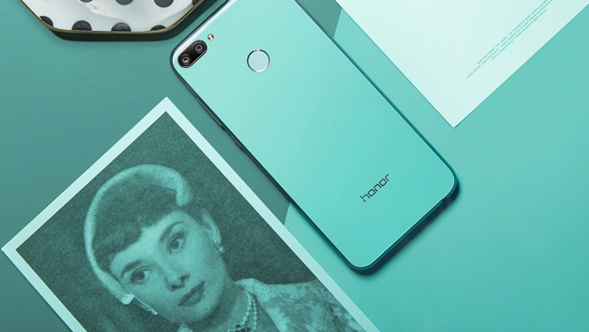 pantone新色号,pantone发布年度主题色