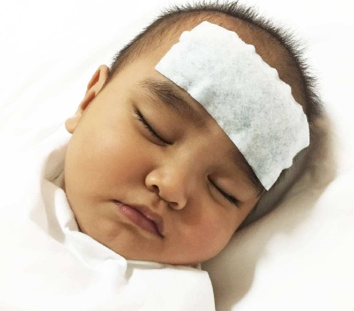 6个月宝宝长牙烦躁怎么办,宝宝几个月出牙疼痛