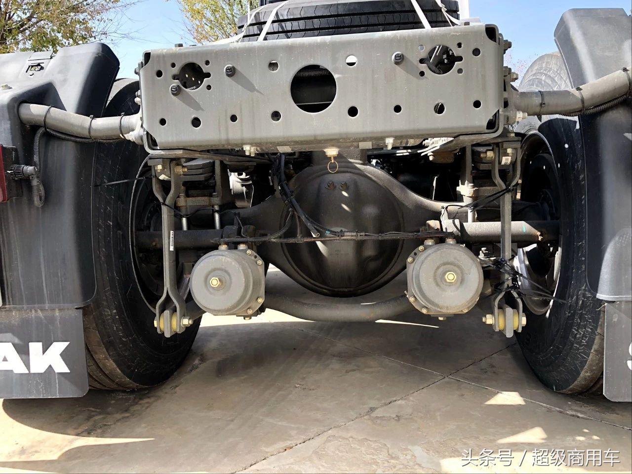 汕德卡c7h540马力真实评测,汕德卡c7h大件牵引车