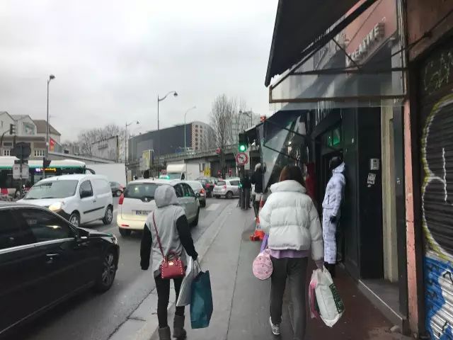 从中国开车来巴黎,从中国开车到欧洲