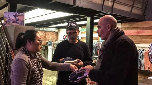 从中国开车来巴黎,从中国开车到欧洲