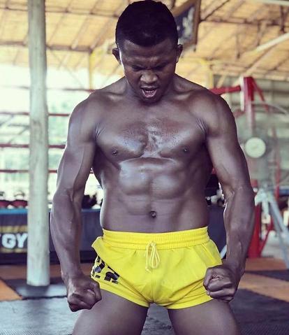 莱斯特城致敬老板,身价千万的泰拳王播求