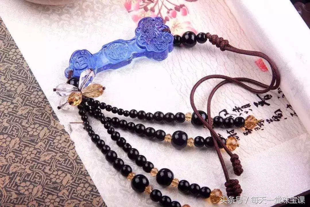 锆石和施华洛世奇水晶哪个值钱,十大假珠宝