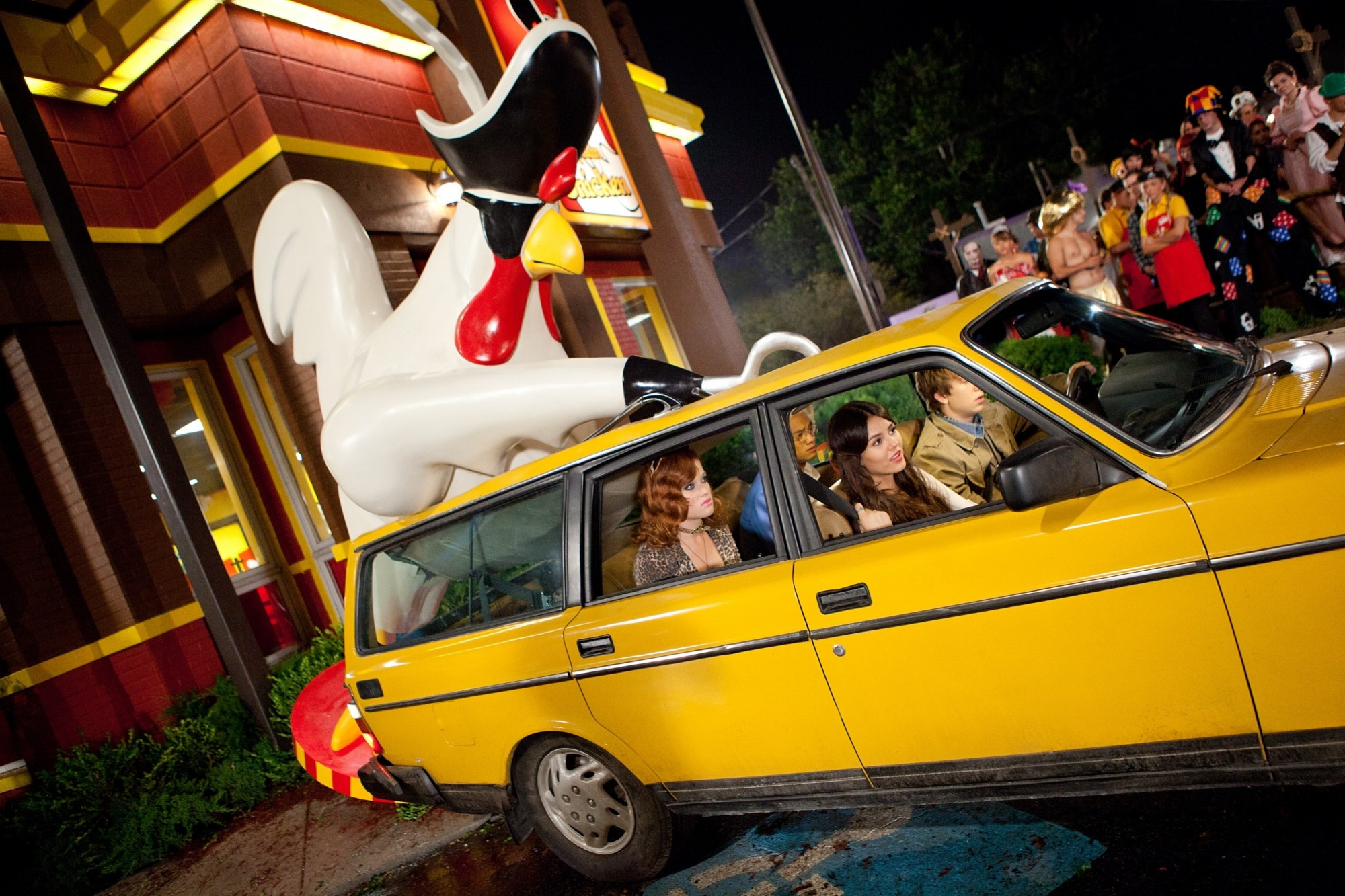 万圣节前夜电影经典恐怖片,一部票房超过5亿美元的恐怖片