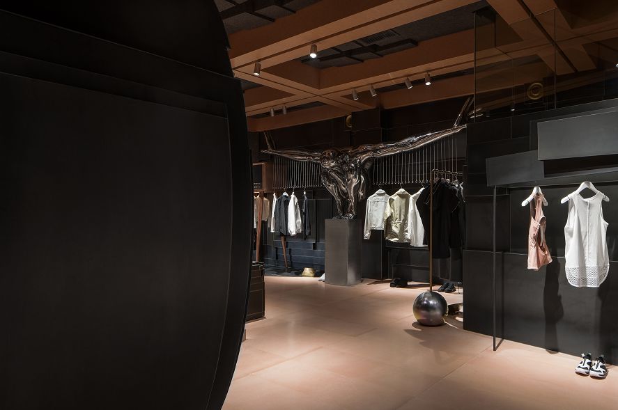 上塘路这家店从不开门？奇怪……这到底是什么神仙操作？