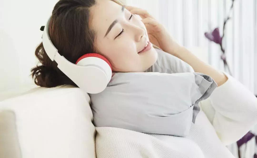 石墨烯多功能羽绒毯,新款多功能便携羽绒盖毯