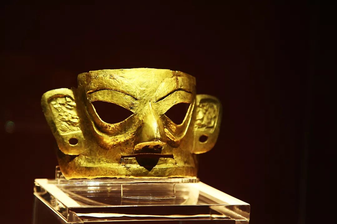 致世界文化名城成都，来自星巴克的邀请