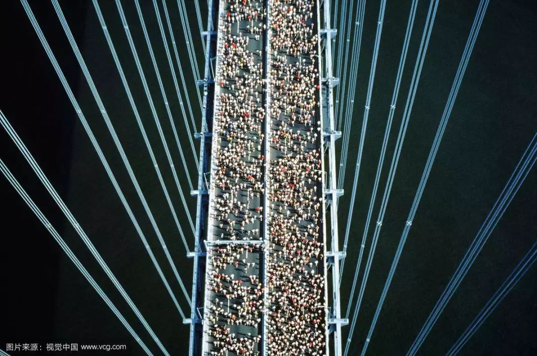 马拉松让你看到坚持的意义,马拉松突破自我贵在坚持