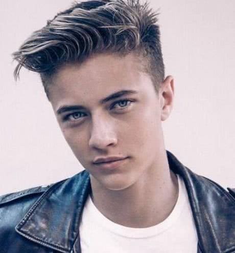 留学生有一种无法言说的「痛」叫做：“我在国外剪了个头发”