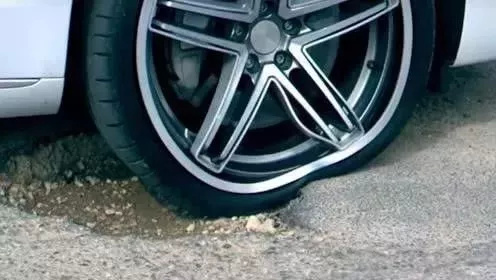 轮毂开裂修复后会抖动吗,轮毂开裂必须换原厂的吗