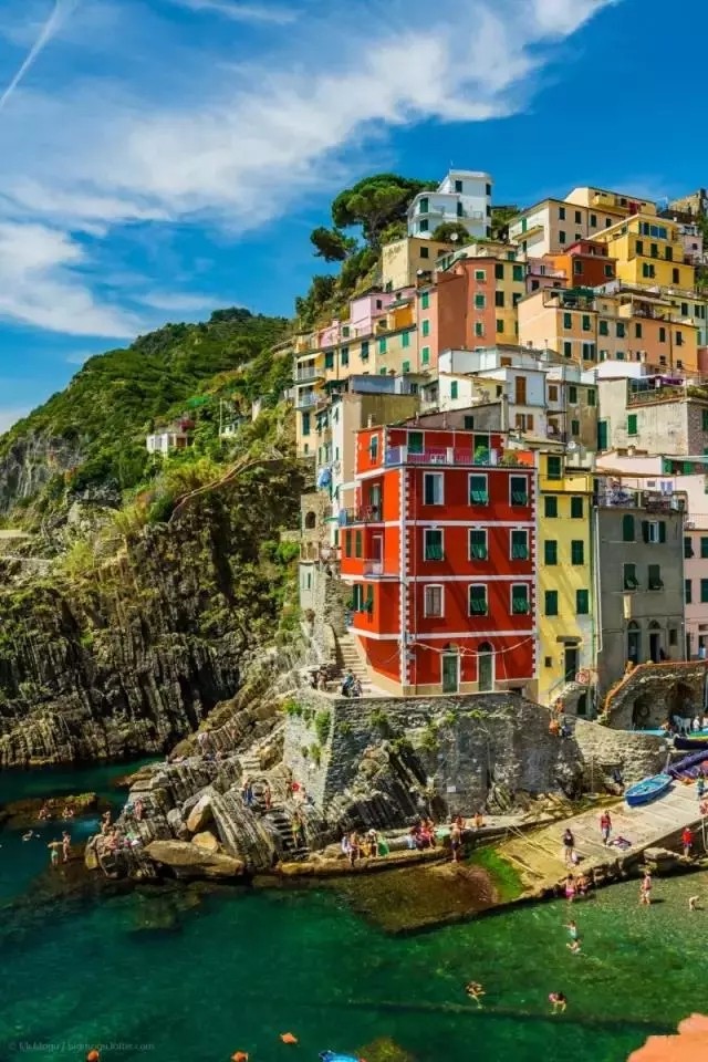 意大利五渔村风景微信头像,意大利五渔村海边小镇图片