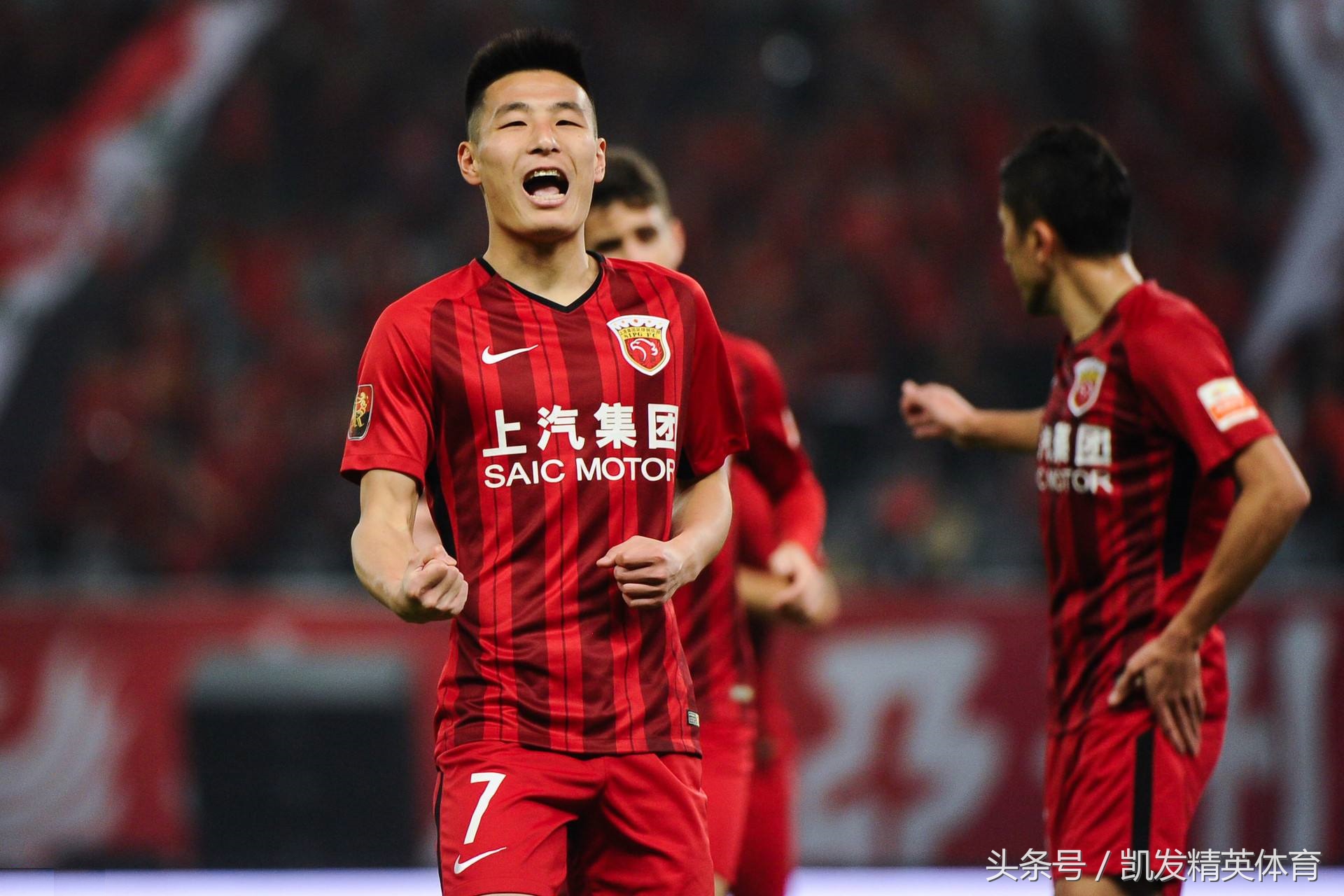 中超天王山之战上港面临战术抉择上赛季亚冠曾因保守险遭大逆转