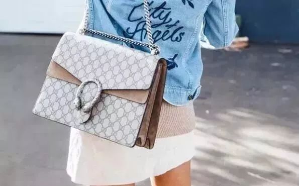 海关扣押的化妆品都是怎么处理的,被海关扣下的东西他们怎么处理