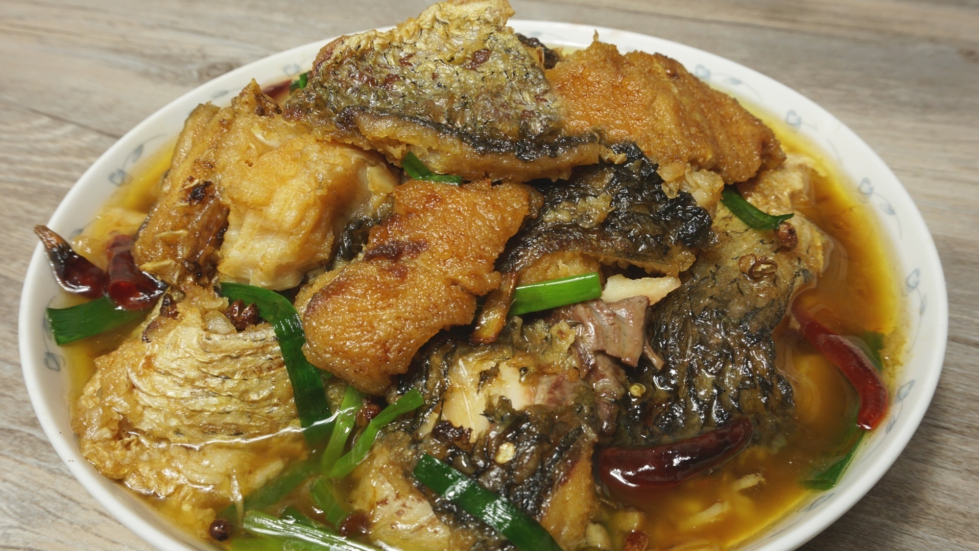 特色香煎鱼块,香辣煎鱼块正宗做法