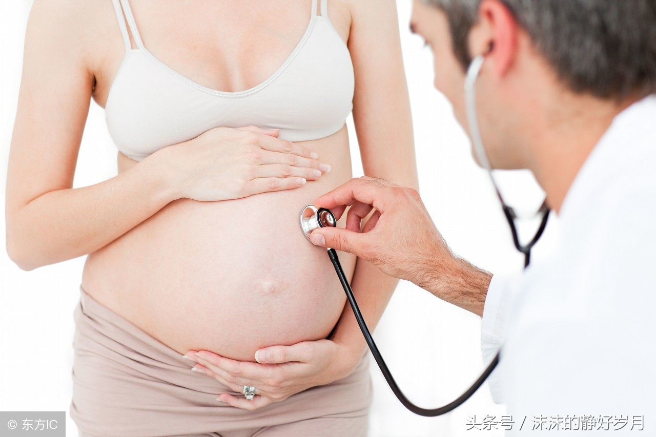 到了孕晚期，孕妈妈难免会有些焦虑，尤其发现肚子开始隐隐发硬时