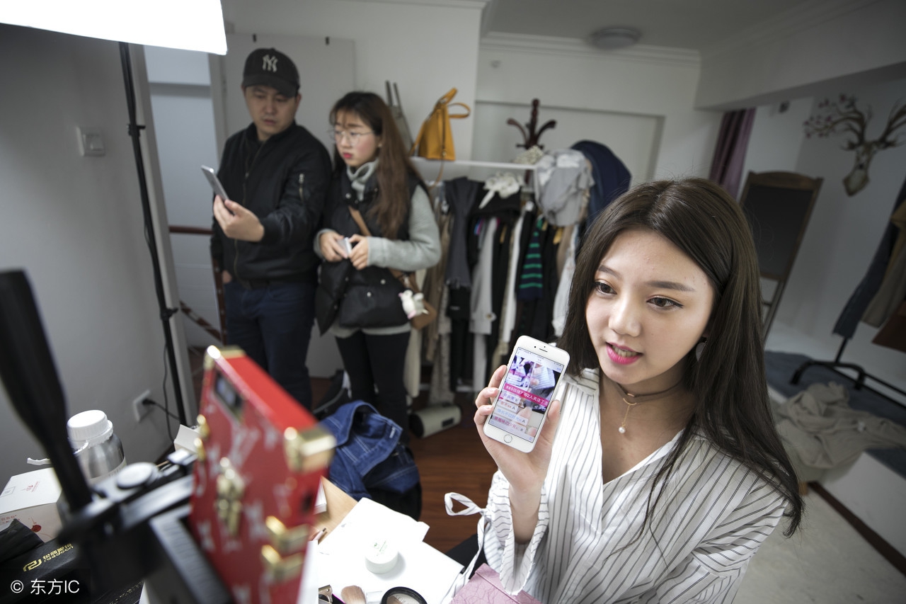 现在大学消费一般多少,大学消费水平高吗