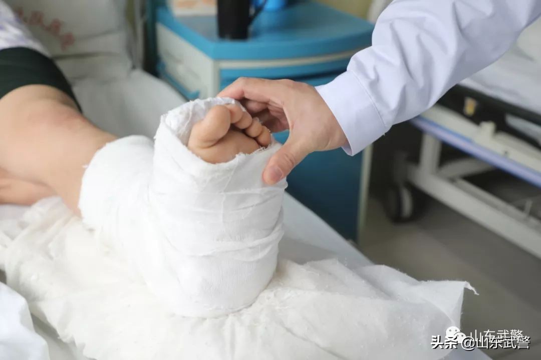 跑步单腿痛怎么解决,初学者跑步腿痛怎么办呢