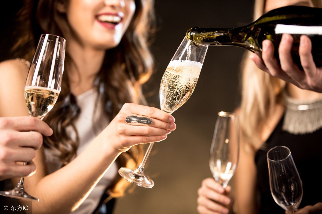 世界名曲欣赏经典加州旅馆,欧美十大怀旧经典老歌加州旅馆