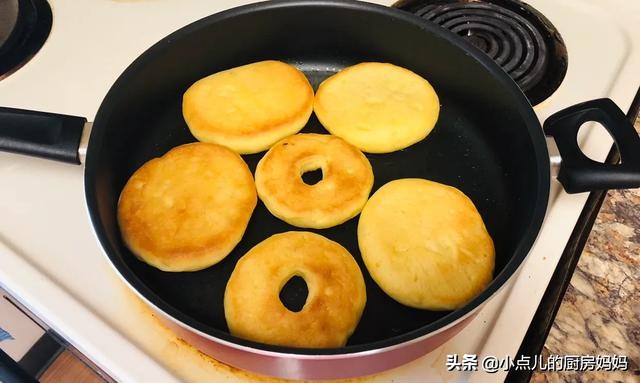 玉米面馒头为什么那么黏,玉米面馒头做的硬怎么回事