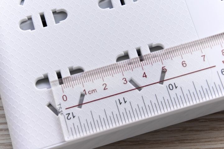 新型插座充电慢,插座不够用就用这款扩展插座