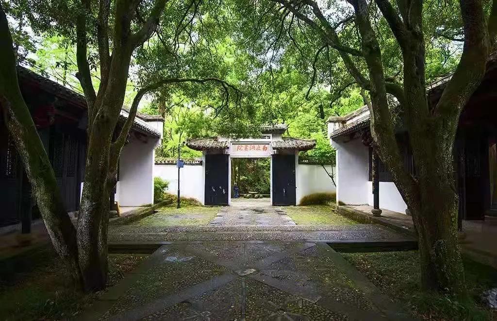 江西这座江边小城，凭什么占了我半本语文课本？