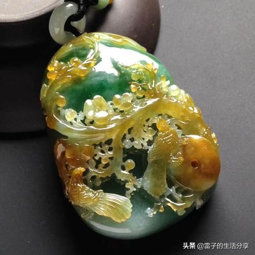 菩提子配饰翡翠,菩提子蜜蜡配饰图