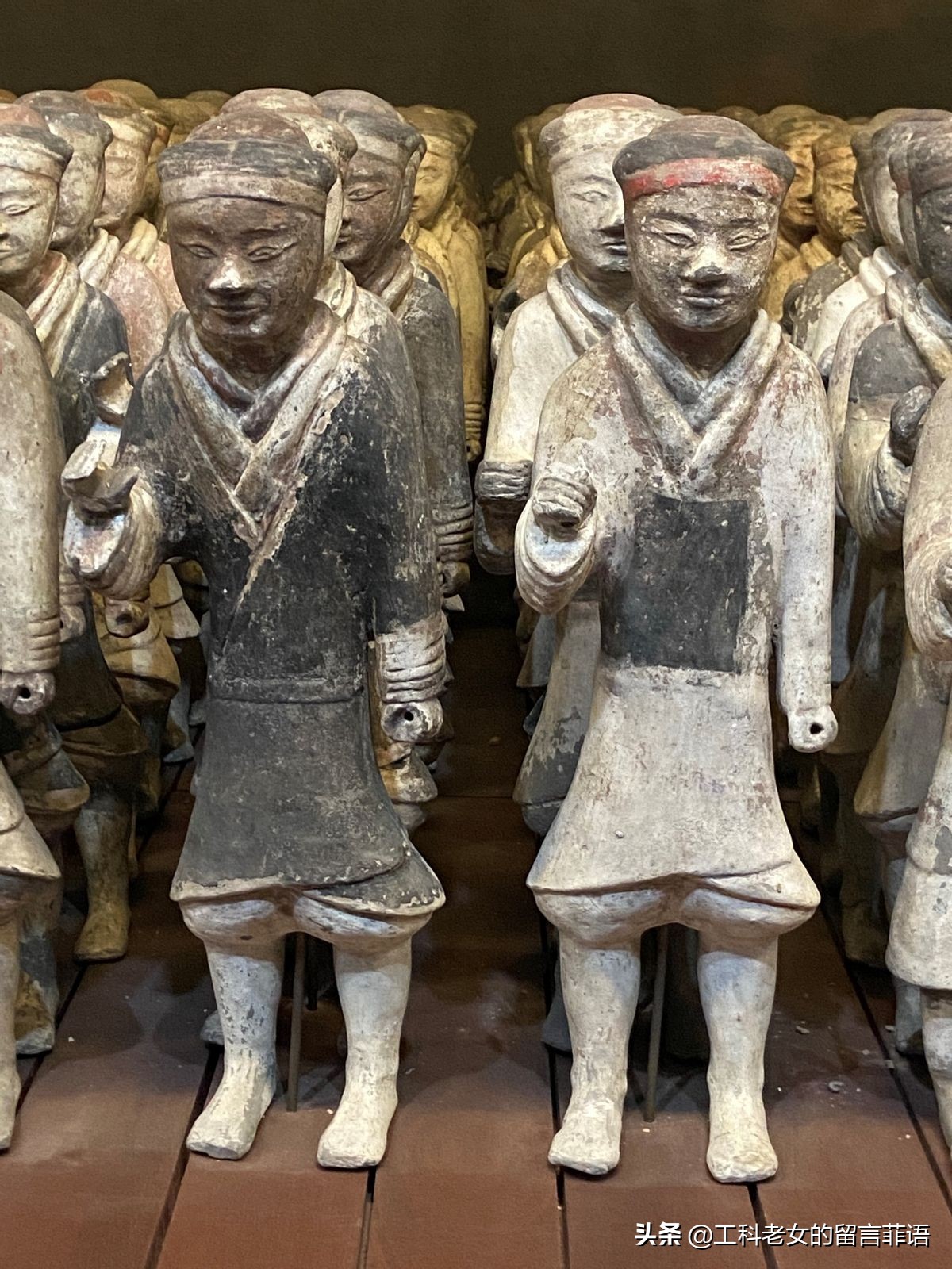 咸阳西汉兵马俑,陕西历史博物馆彩绘胡人骑驼俑