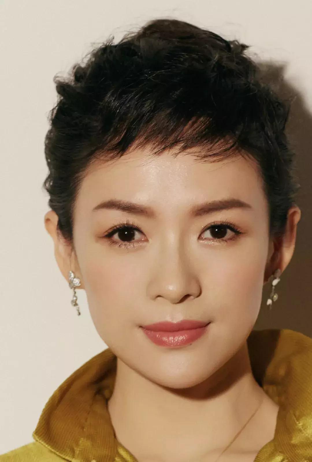 金晨和张歆艺熟吗,金晨晒多张合影为张歆艺庆生