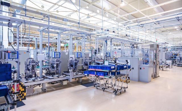 造飞机火箭的碳钎维，长期被美日垄断，为何被卖鱼竿的中企攻克？