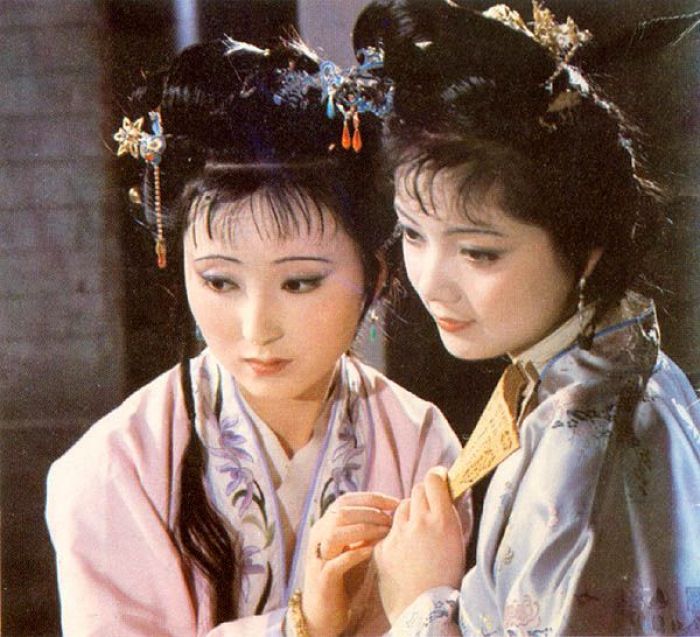 红楼梦薛宝钗是真的无情吗,红楼梦中贾母对林黛玉虚情假意