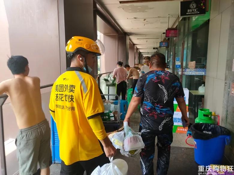 外卖小哥一天跑单13小时真实收入,月入过万外卖小哥工作多少个小时