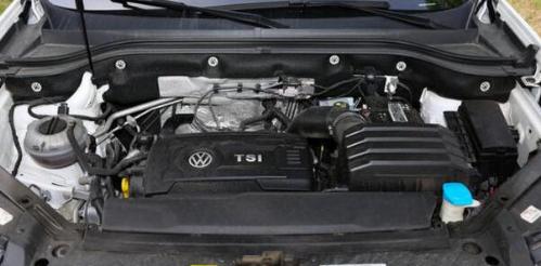 奥迪q5和大众途昂哪个油耗低,奥迪q5lvs途昂