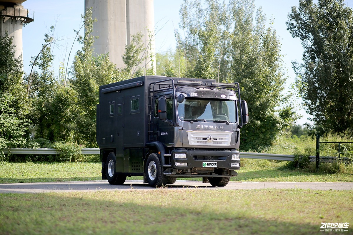 重汽房车汕德卡四驱,man底盘汕德卡