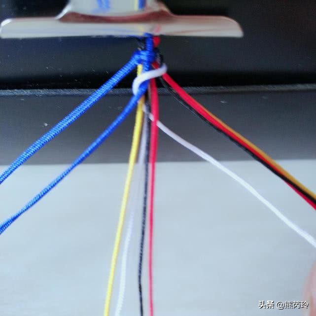 手绳手环编织教程,五彩绳手环编织