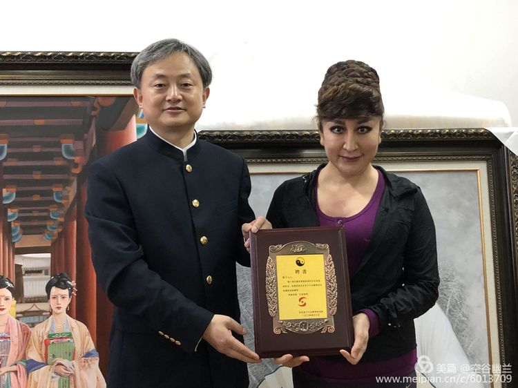 巴塞尔艺术展2024人物肖像油画,晏子油画写生艺术展