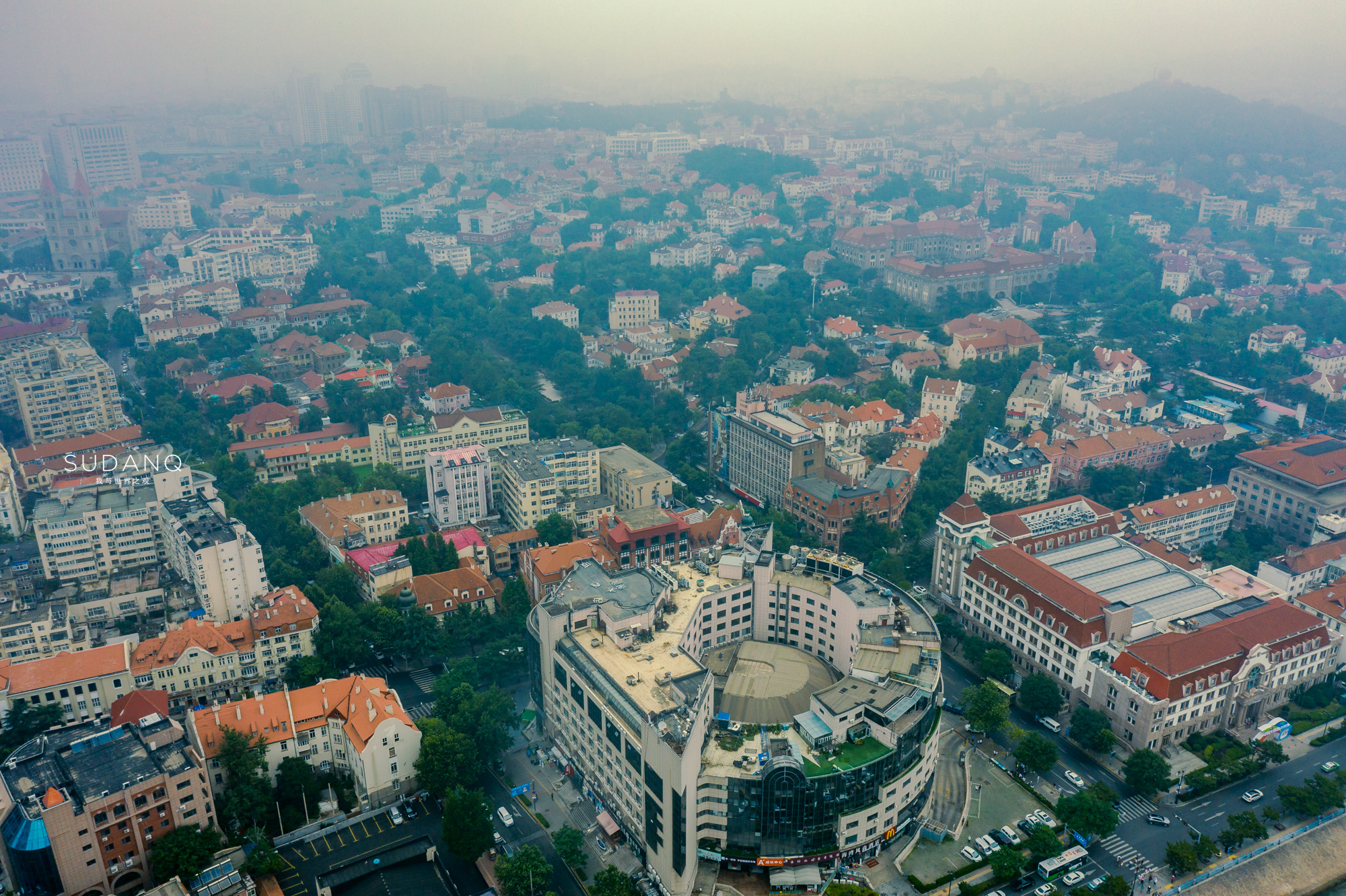 青岛是山东的省会,青岛经济超过山东的城市