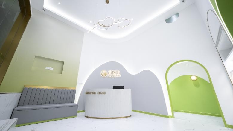 苗医生草本科技专业祛痘,苗医生高端祛痘仪器