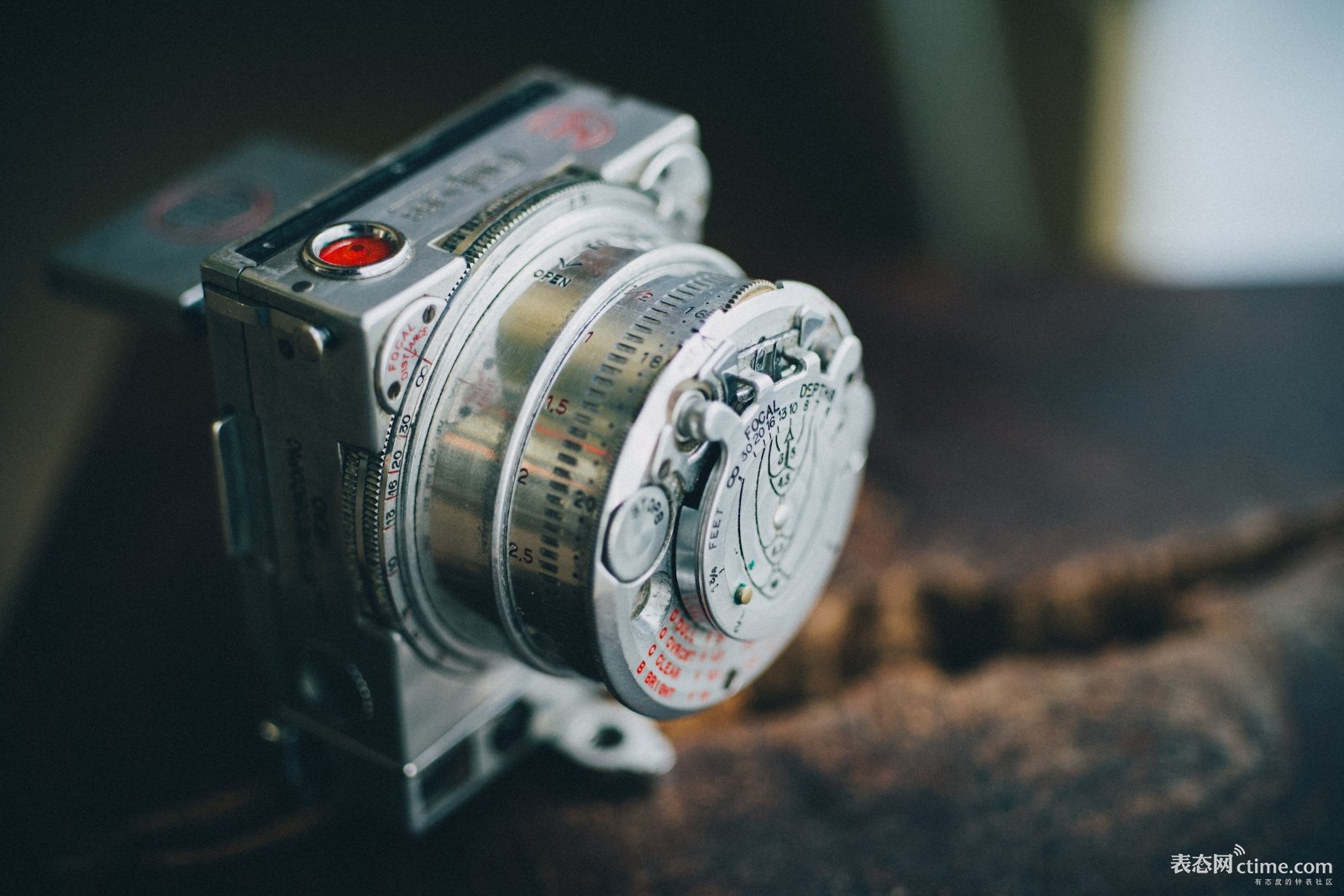 做钟表最厉害的公司,做生意的钟表挂哪里好