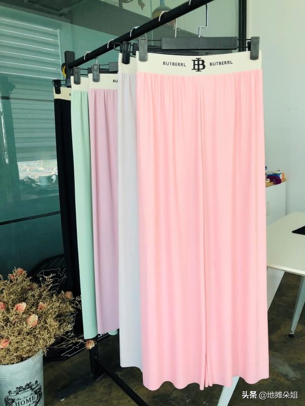 摆地摊卖什么最赚钱夏天,夏天摆地摊卖什么水果最好赚钱