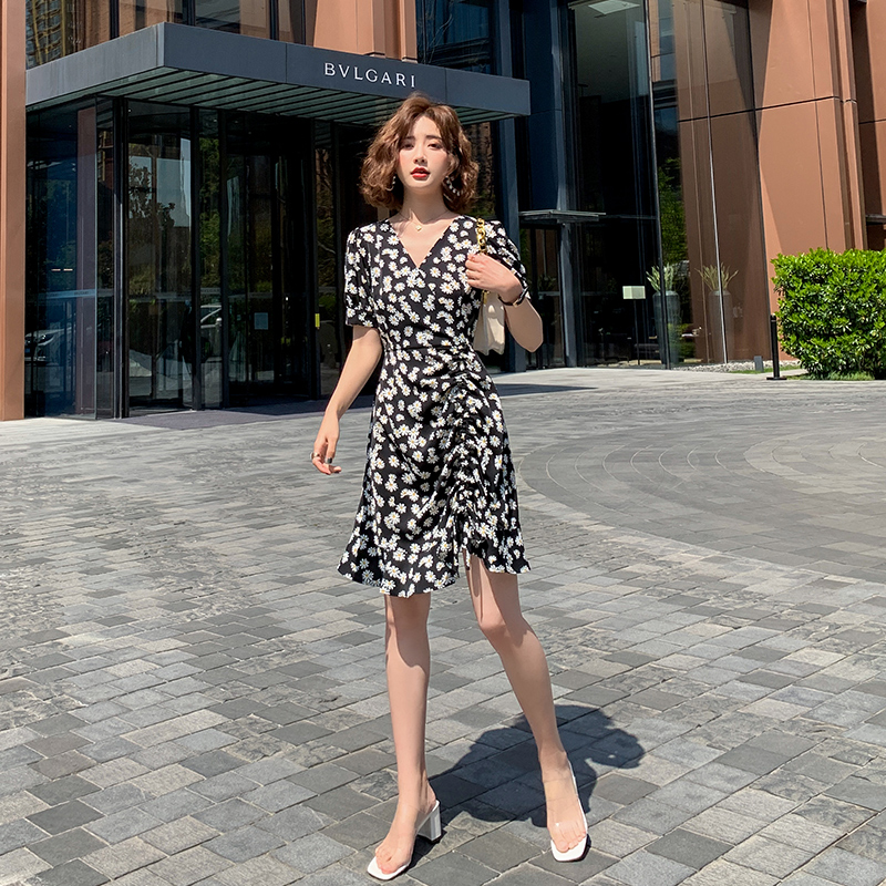 小黑裙大牌推荐,海淘小黑裙品牌