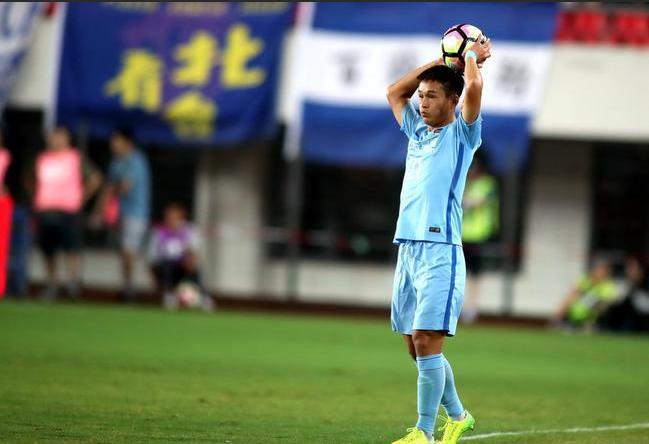 「深度」遭江苏球迷屡屡唾弃的“云妹妹”，凭什么占据多年主力？