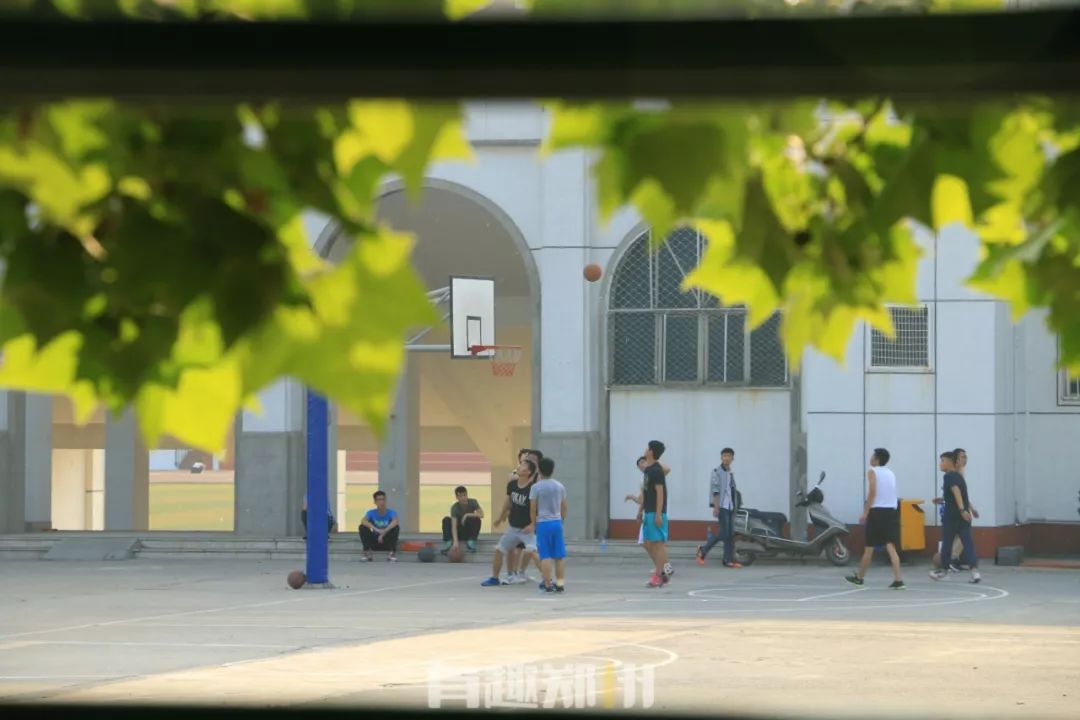 水上咖啡厅考校训、艺林曲艺社论节操，原来你是这样的*达升**