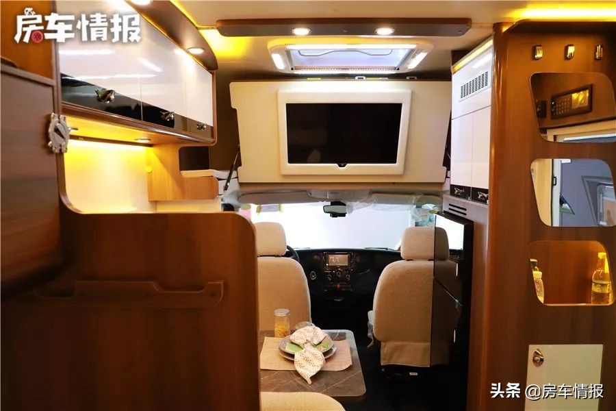 能上蓝牌最便宜的小型房车,b型房车价格15万左右柴油