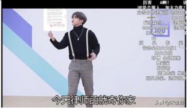 提升格调的日常配饰,小众配饰拯救沉闷穿搭